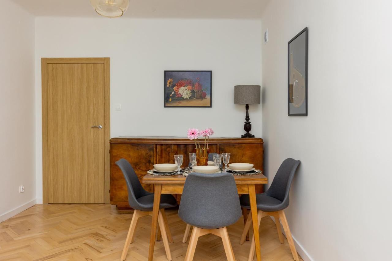 Tasteful Apartment In Warsaw City Center By Noclegi Renters Екстериор снимка